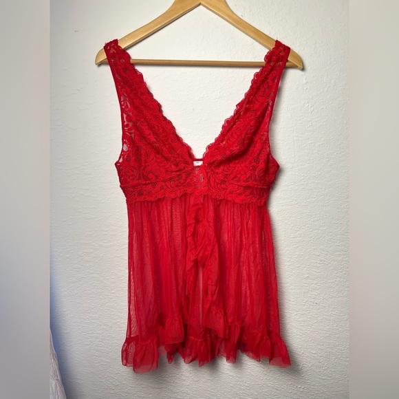 Forever 21 Other - Forever 21 women’s lace red floral lingerie slip dress